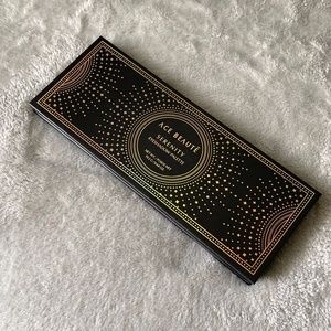 NWT ACE BEAUTE Serenity Eyeshadow Palette